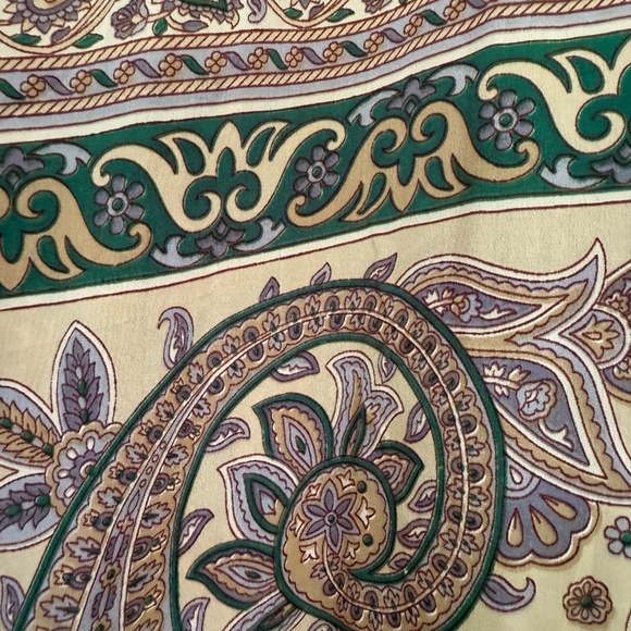 Kantha Bae Silk Shrug - Picture 3 of 4